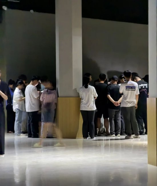 阿那亚突发大停电，官方回应：园区外线路故障所致，正抓紧抢修